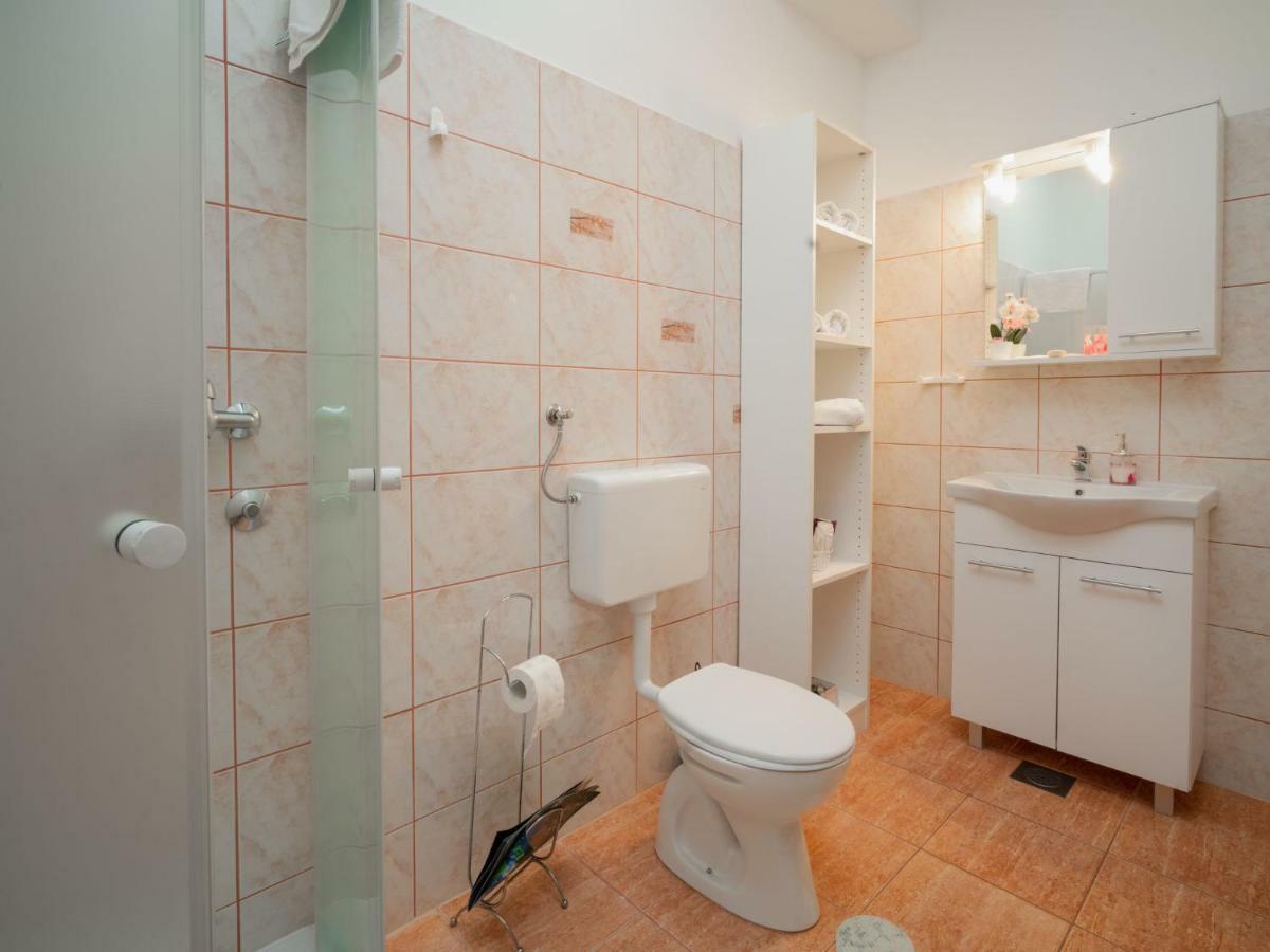 Apartment Daria By Interhome Лабин Екстериор снимка
